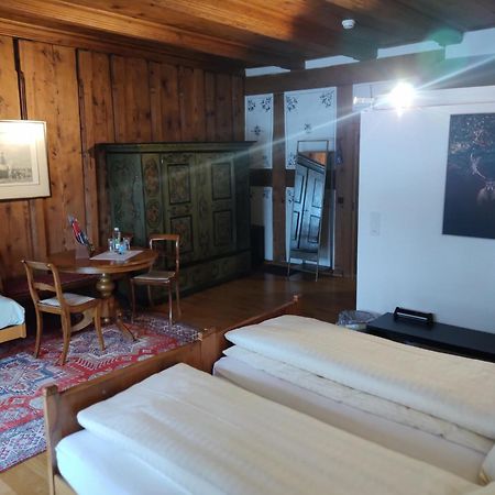 Gasthaus "Hotel Hirschen" Beromunster Bagian luar foto