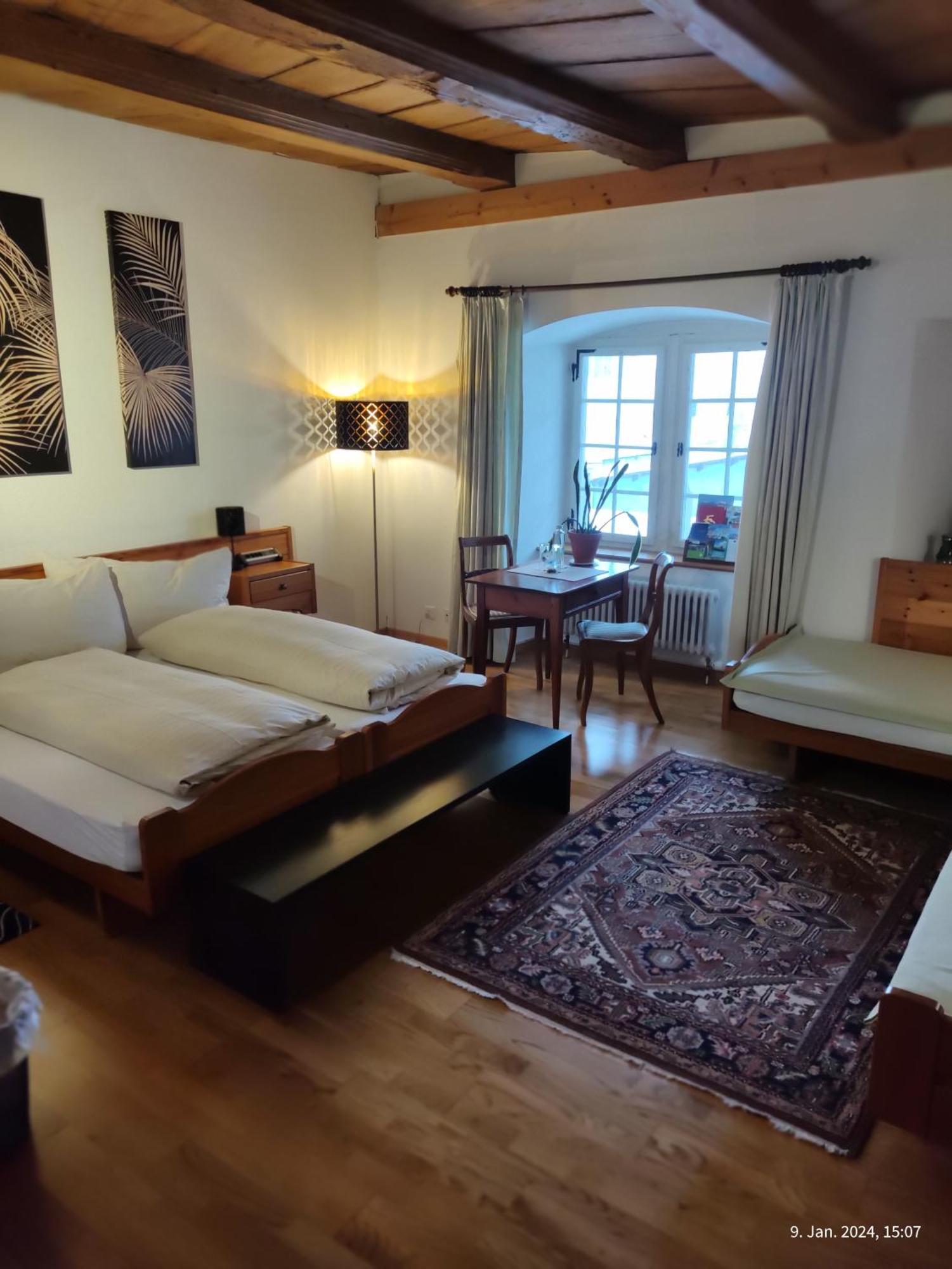 Gasthaus "Hotel Hirschen" Beromunster Bagian luar foto