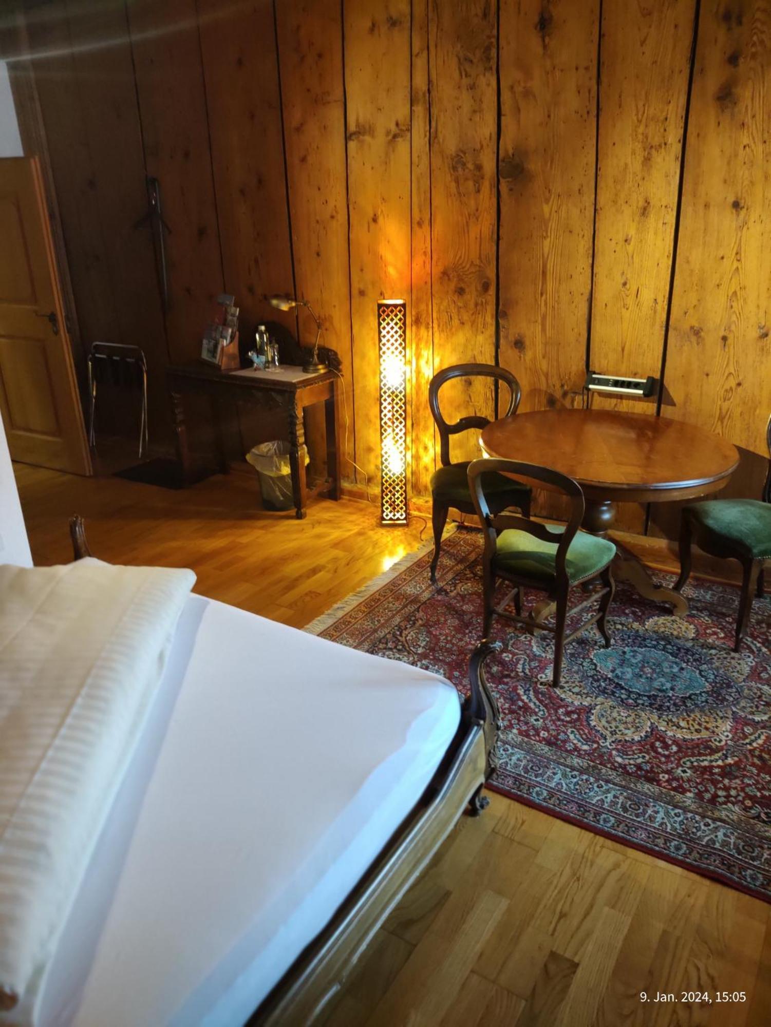 Gasthaus "Hotel Hirschen" Beromunster Bagian luar foto