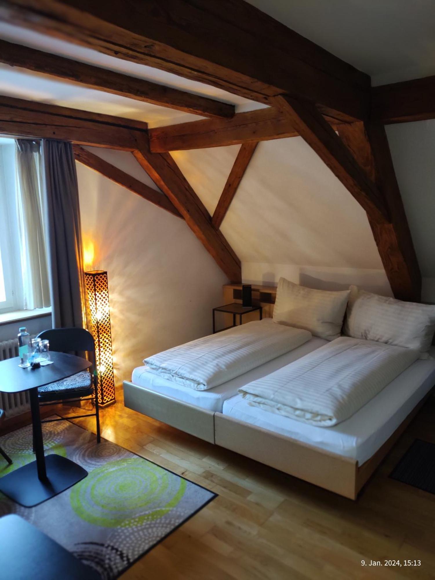 Gasthaus "Hotel Hirschen" Beromunster Bagian luar foto